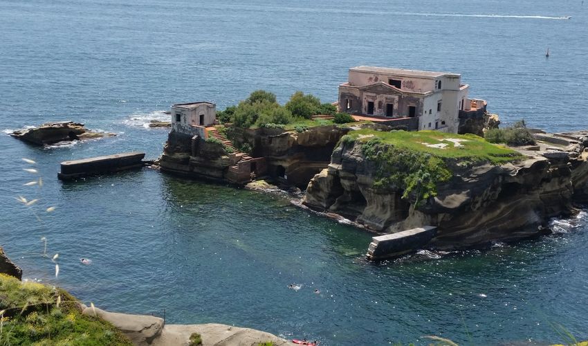 La Gaiola Island