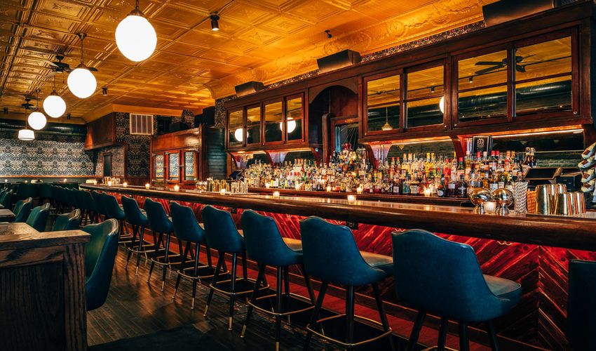 Chicago Take a Gangster or Ghost Tour & Pub Crawls