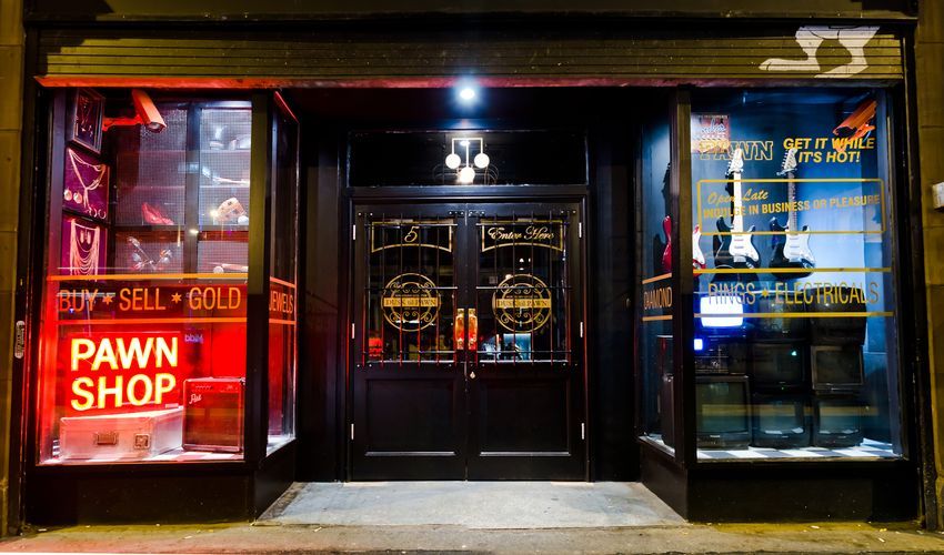 Dusk Til Pawn - Manchester