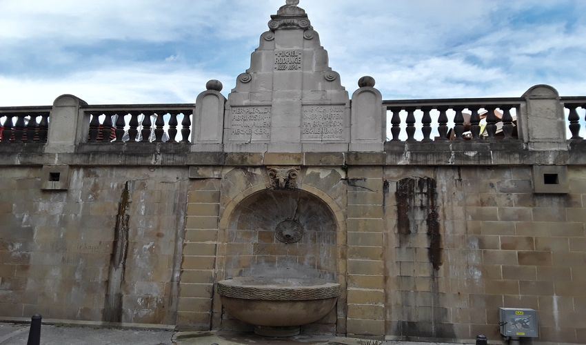 Rodange Monuments and Café Renert