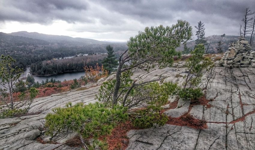 La Cloche Silhouette Trail