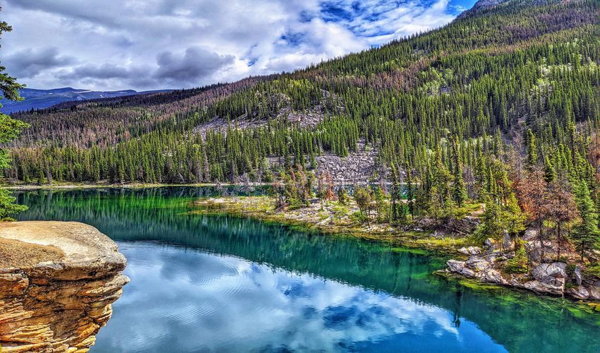 Horseshoe Lake