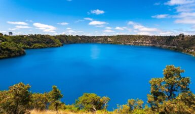 Top 20 Dazzling Lakes in Australia